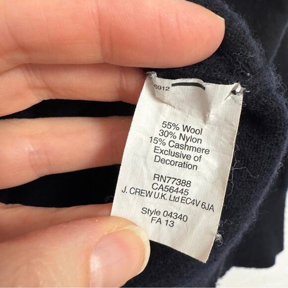 J Crew Navy Blue Beaded Shoulder Cashmere Blend Sweater Womens L Preppy Coquette - Picture 7 of 10